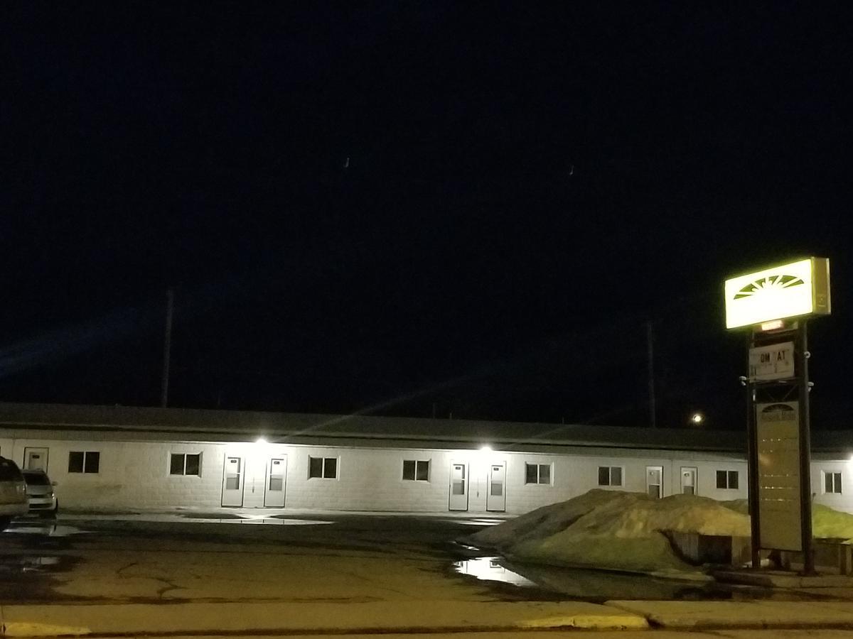 Melsask Motel Melville Exterior foto